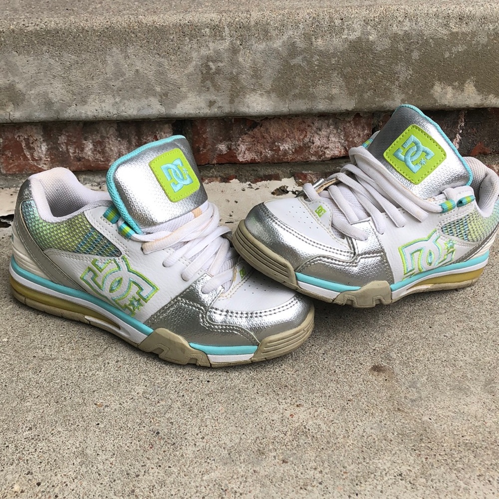 Women’s 7.5 DCshoes